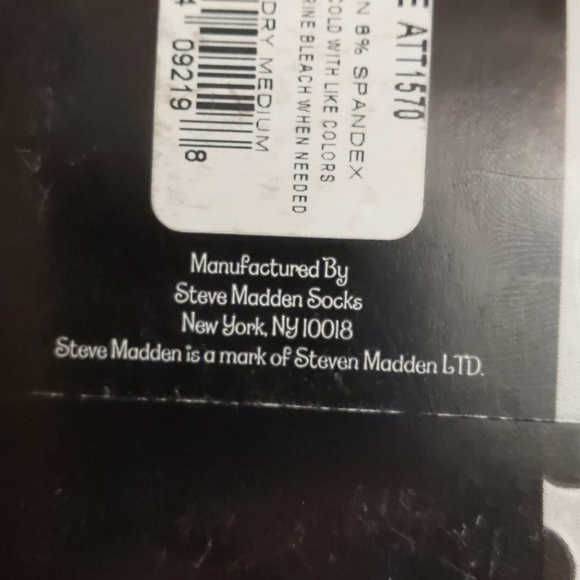 Steve madden red fishnet tights - Picture 4 of 5